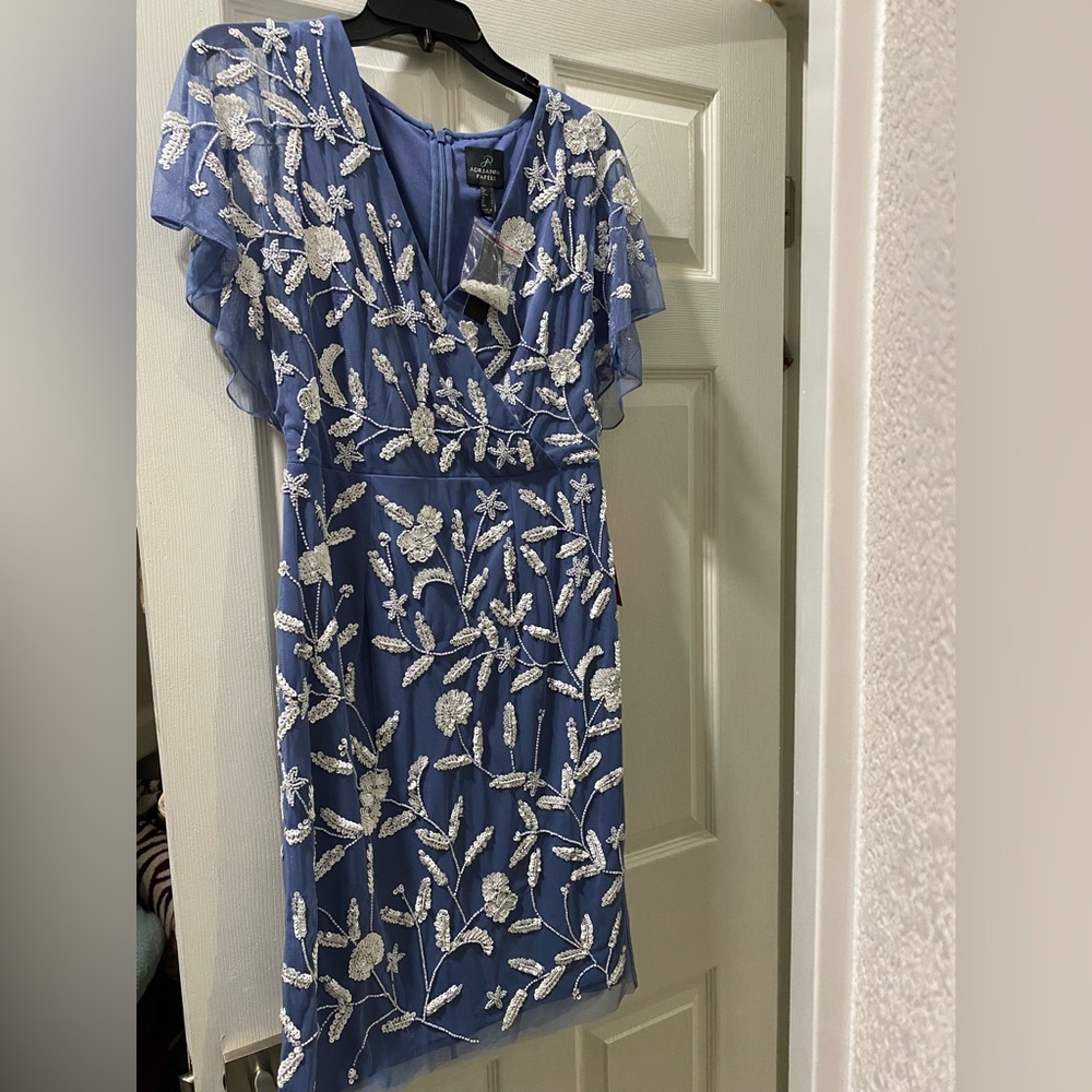 NWT Adrianna Papell Women's BEADED MESH DRESS floral sequined Dress size 2